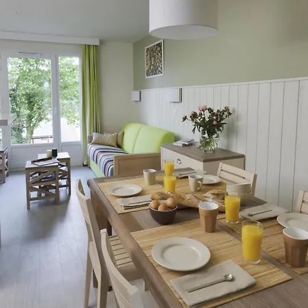 Normandy Garden 2p 3/4 * Danestal